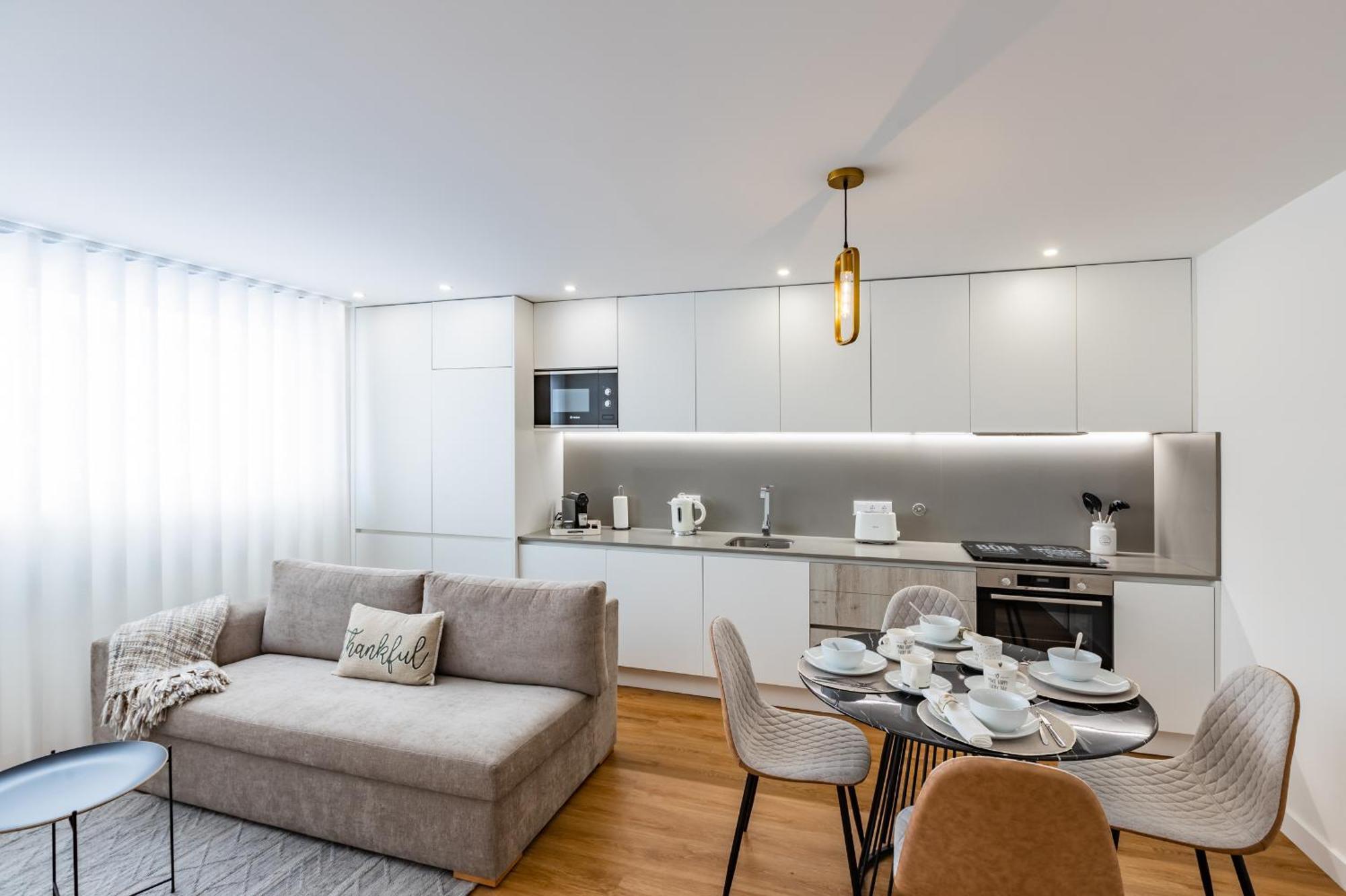 Pestana - In Center, Modern, New And Cozy * Oporto